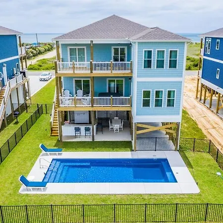 Luxurious 7Br Beach Home Ocean Views, Pool, Hot Tub